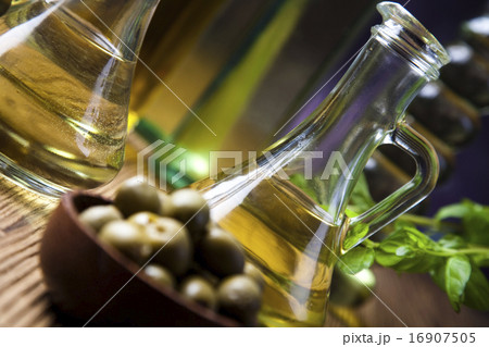 Olive oil and olives, Mediterranean rural theme 16907505