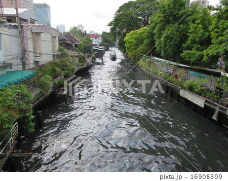 バンコク　セーンセープ運河 16908309