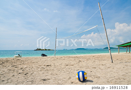 Beach volleyball Beach volleyball 16911528