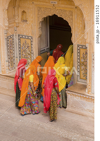 Colorful Tourists 16911552