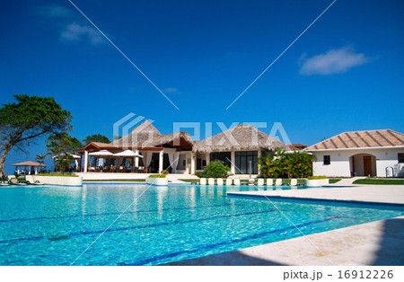 Swimming pool in caribbean resort Swimming pool in caribbean resort 16912226