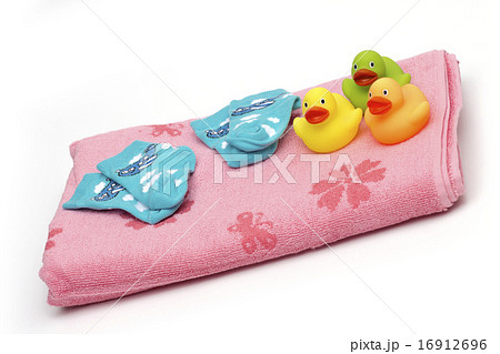 towel on the white background  16912696