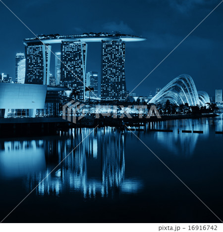 Singapore skyline Singapore skyline 16916742