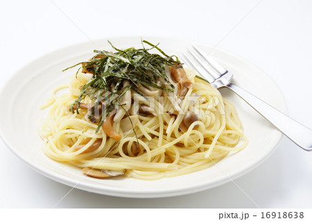 キノコパスタ 16918638