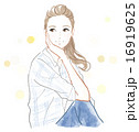 カジュアルな服装の女性 16919625