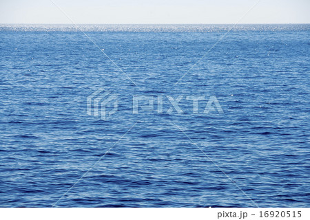 真っ青な海 真っ青な海 16920515