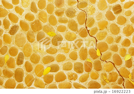 stone wall 16922223