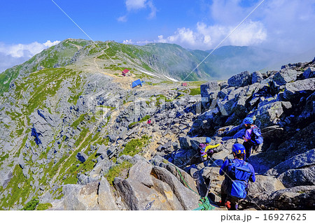宝剣岳から木曽駒ヶ岳 宝剣岳から木曽駒ヶ岳 16927625