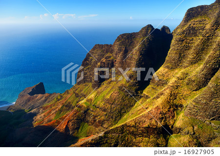 Aerial view of spectacular Na Pali coast, Kauai Aerial view of spectacular Na Pali coast, Kauai 16927905