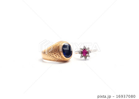 Wedding ring isolated 16937080