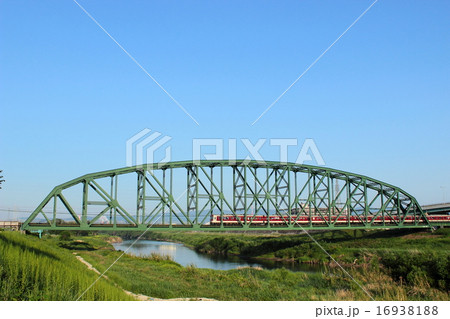 京都 澱川橋梁を渡る電車 京都 澱川橋梁を渡る電車 16938188