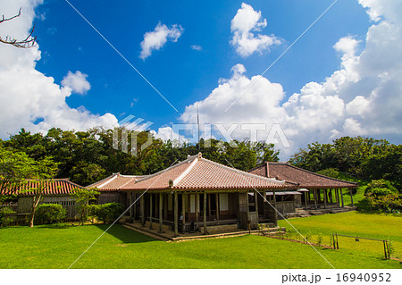 沖縄の世界遺産（識名園） 16940952