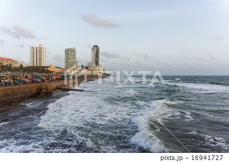 Galle Face Beach, Colombo, Western, Sri Lanka 16941727