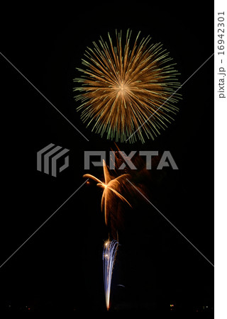 信州千曲市千曲川納涼煙火大会 16942301