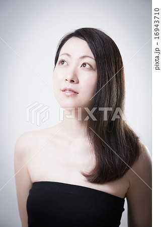 ヘアー　女性 16943710