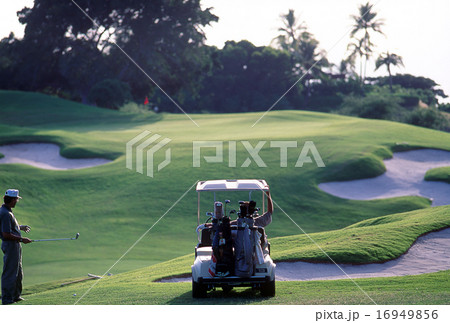 ゴルフコース 16949856