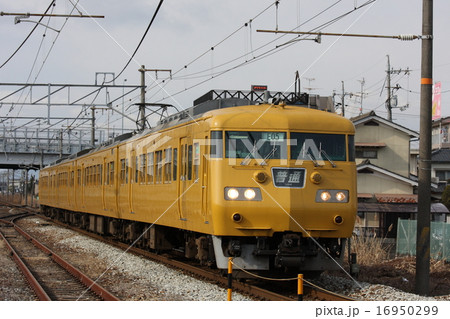 JR西日本　117系岡オカE05編成（中国地域色） 16950299