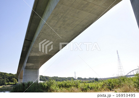 工事中の高速道路 16953495