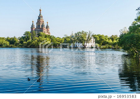 Church of St. Peter and Paul in the early morning 16953583