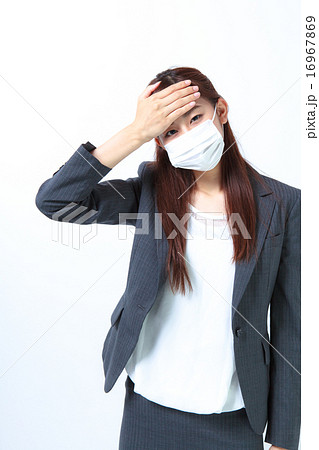 女性会社員　マスク 16967869