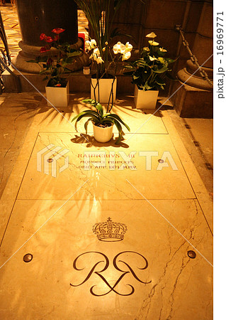 モナコ大公レーニエ3世の墓の写真素材