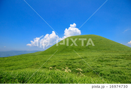 米塚＠熊本県阿蘇 16974730