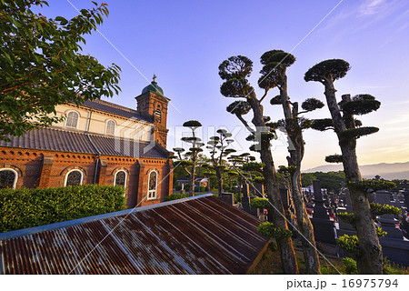 田平教会の夕暮れ 16975794