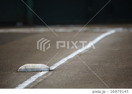 一塁ベース 一塁ベース 16979145