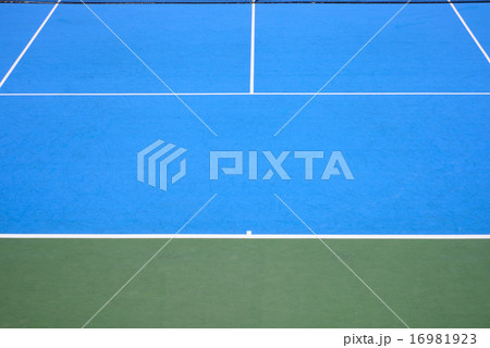 blue and green tennis court surface 16981923
