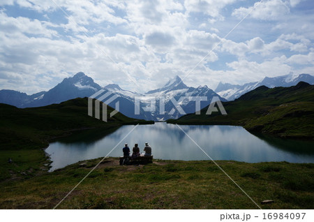 バッハアルプゼー スイスアルプスと湖 バッハアルプゼー スイスアルプスと湖 16984097