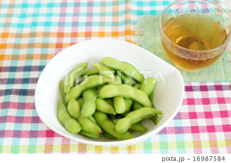 枝豆と麦茶 16987584