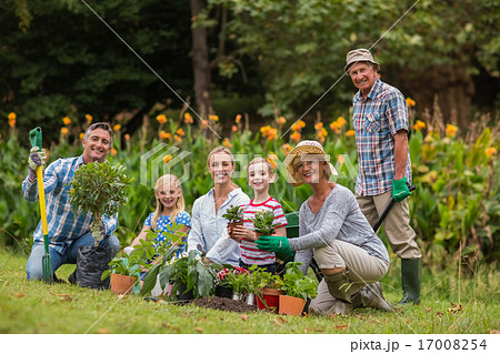 Happy family gardening 17008254