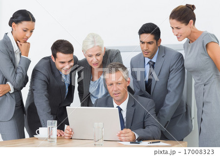 Business people using laptop 17008323