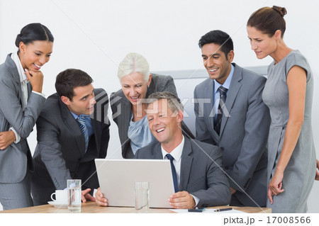 Business people using laptop Business people using laptop 17008566