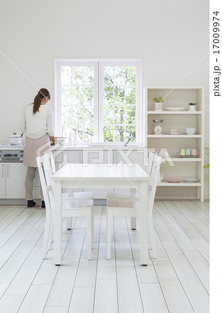 ダイニングルーム 17009974