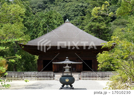 福島県唯一の国宝建造物「白水阿弥陀堂」 17010230