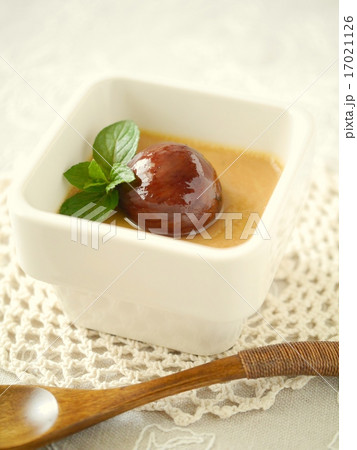 マロンプリン　レースコースター　（アップ） 17021126