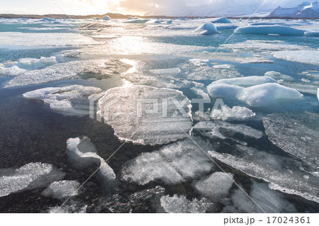 Vatnajokull Glacier Iceland 17024361