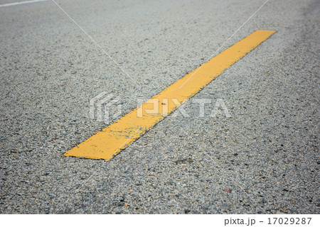 old asphalt texture with yellow line 17029287
