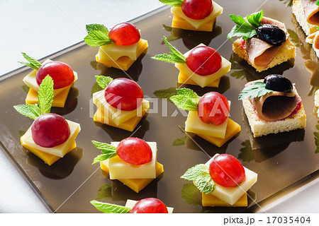 tasty appetizer 17035404