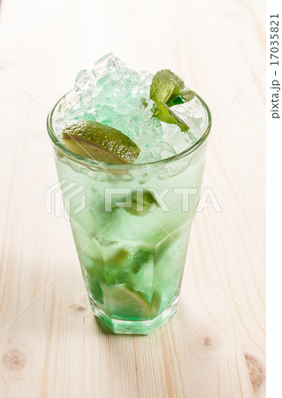 cocktail with lime cocktail with lime 17035821