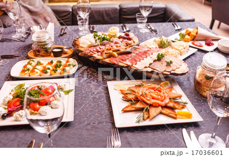 catering food 17036601