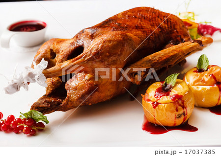 Roasted goose Roasted goose 17037385
