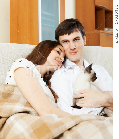 Loving young couple with kitten 17039851
