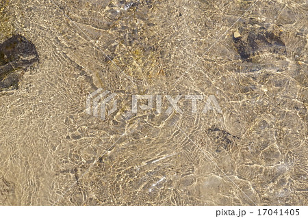 きれいな水の流れ きれいな水の流れ 17041405