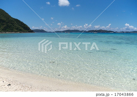 渡嘉志久ビーチの写真素材
