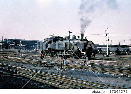 直方機関区 昭和43年 ｃ11型蒸気機関車 九州筑豊本線 の写真素材