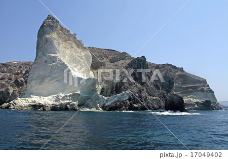 Beautiful sea and rock island landscape in Greece 17049402