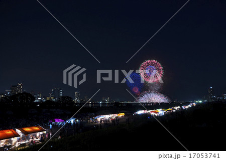 なにわ淀川花火大会 17053741