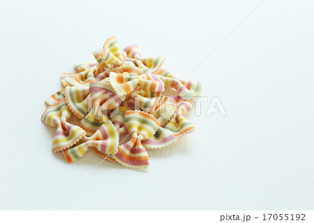 リボン状のパスタ リボン状のパスタ 17055192